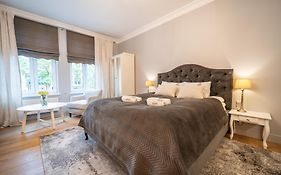 Apartamenty Pod Zegarem
